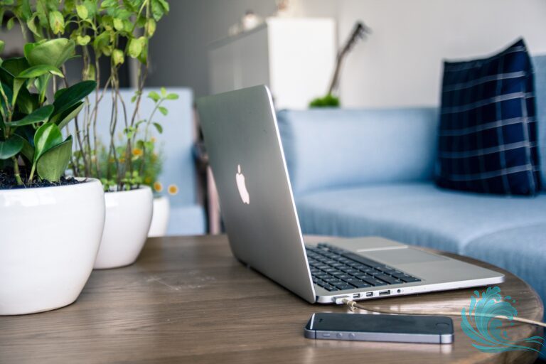Teknoloji ve Tasarımın Buluştuğu Nokta: Akıllı Evler – İstemi.net Kişisel Blog Sitesi